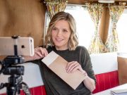 Confidence On Camera: Make Amazing Videos, Easily. Confidence On Camera Make Amazing Videos, Easily.