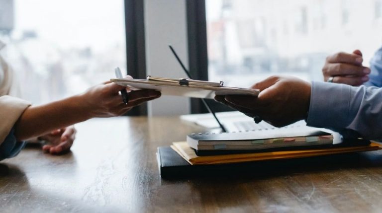 15 Best Online Human Resources Certificate Programs for FREE