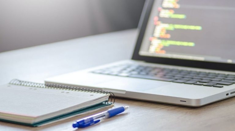 What are the key Responsibilities of a Tableau Developer?