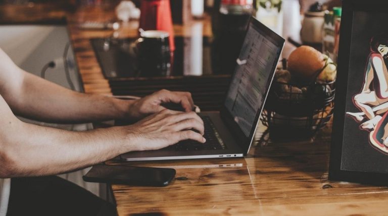 7  Computer Professionals Ignored Skills