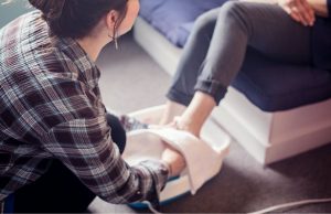 Best Reflexology Courses & Training Classes