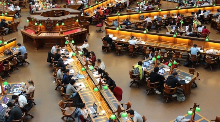 16 Best + Free MIT Course Catalog 2025[Updated]
