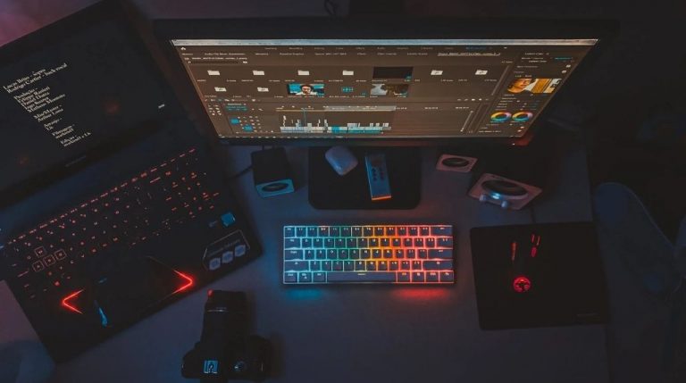 3 Best Softwares to Master for Video Editing Jobs