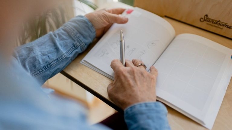 10 Best + Free Online Storyboarding Classes