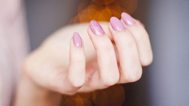 Best + Free Online Nail Courses & Classes 2025 [Updated]