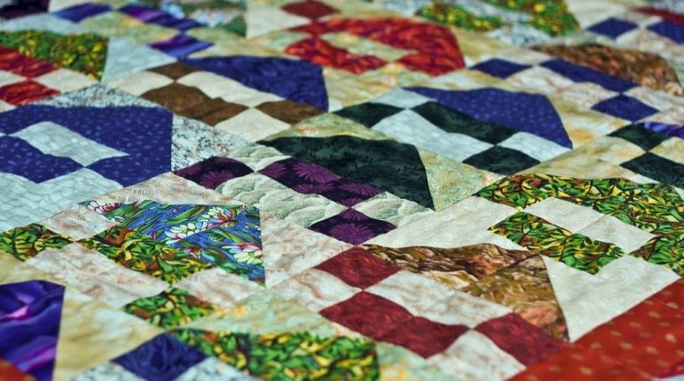 Best + Free Online Quilting Classes with Certificates
