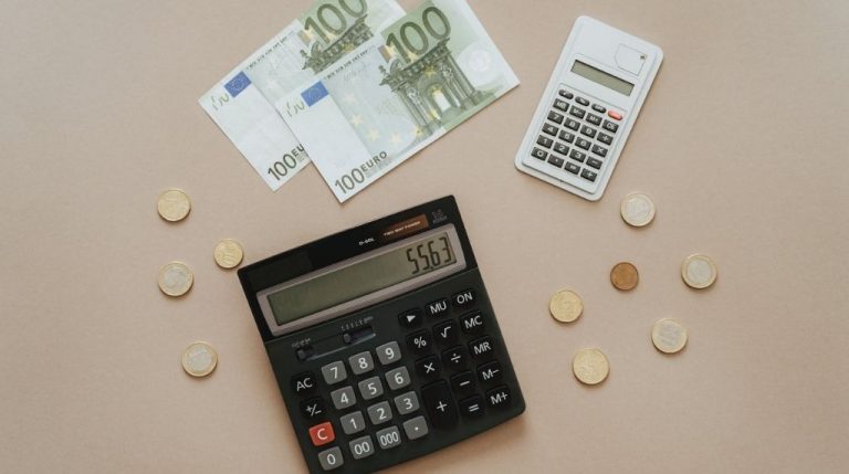 What are the Key Objectives of Accounting?