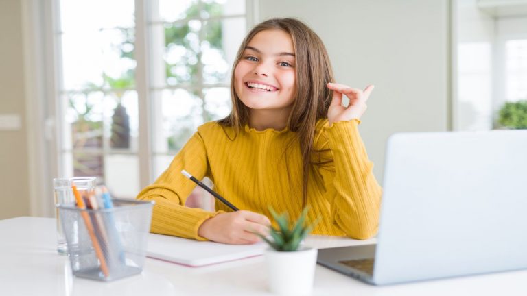 7 Surprising Ways A Paper Notebook Can Improve Learning