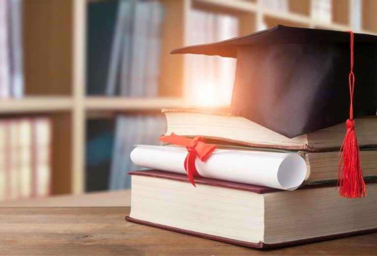 Degree Vs. Certificate Programs: Which Is Right For You? 