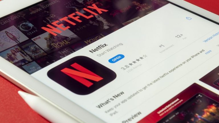How does Netflix Use Big Data? – A Success Story
