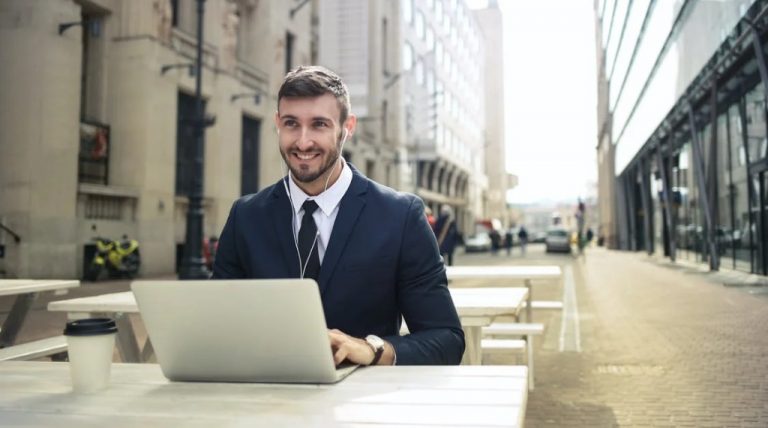 10 Best Leadership Classes Online 2025
