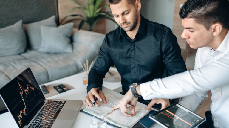 15 Best Financial Analysis Courses & Classes