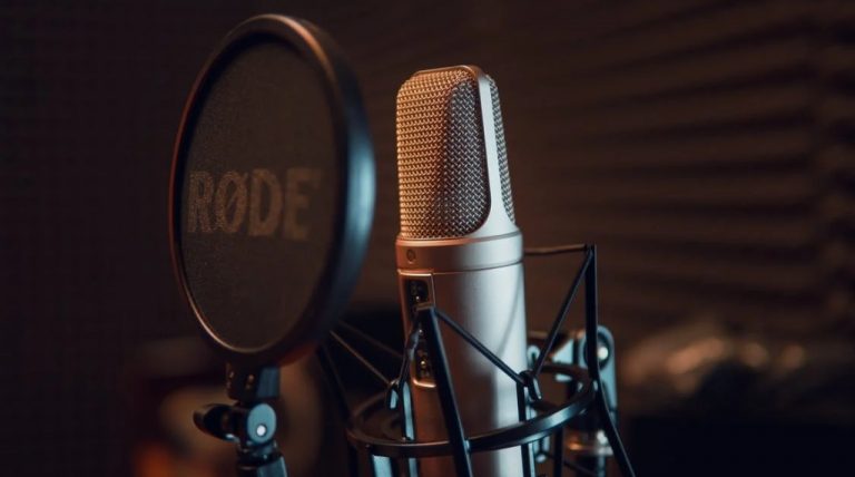 How to Become a Voice Over Artist?
