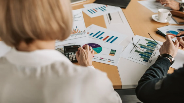 18 Best Corporate Finance Courses with Certificates