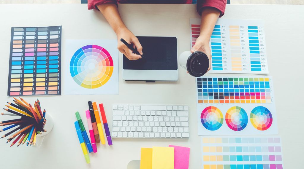 who is a graphic designer