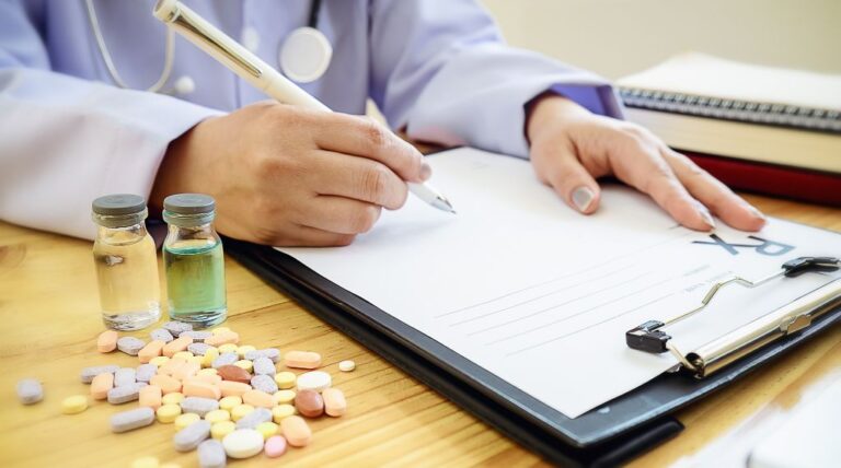 Who is a Pharmacist: Key Responsibilities, Skills and Salary