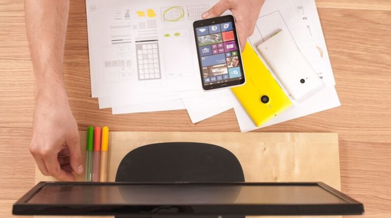 10 Best Prototyping Tools for UX Designers (Free & Paid)
