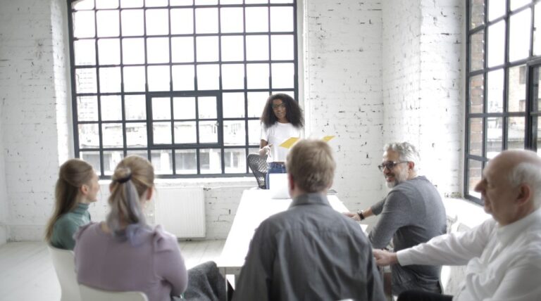 10 Best + Free Women Leadership Courses with Certificates