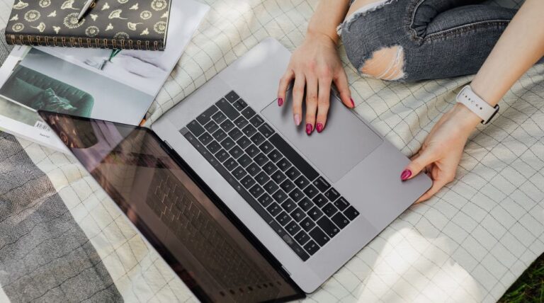 17 Best + Free ChatGPT Courses and Classes